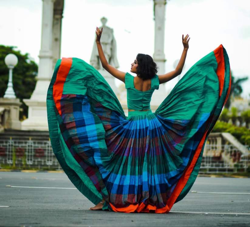 Pleated Flare Lehenga & Blouse Full-Flare Circular - Tailoring Lehenga • Blouse • Crop Top