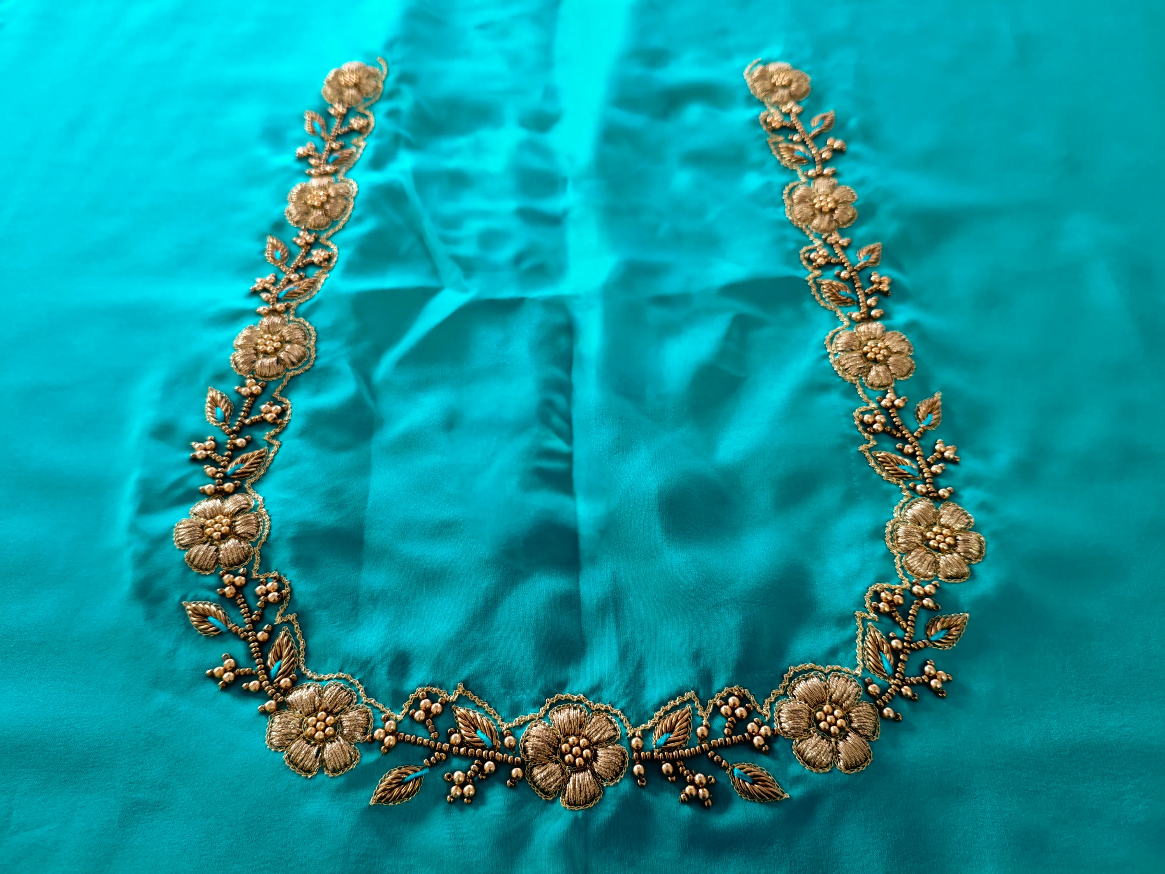Thread bid aari cut work hand embroidery design - Hand Embroidery Blouse